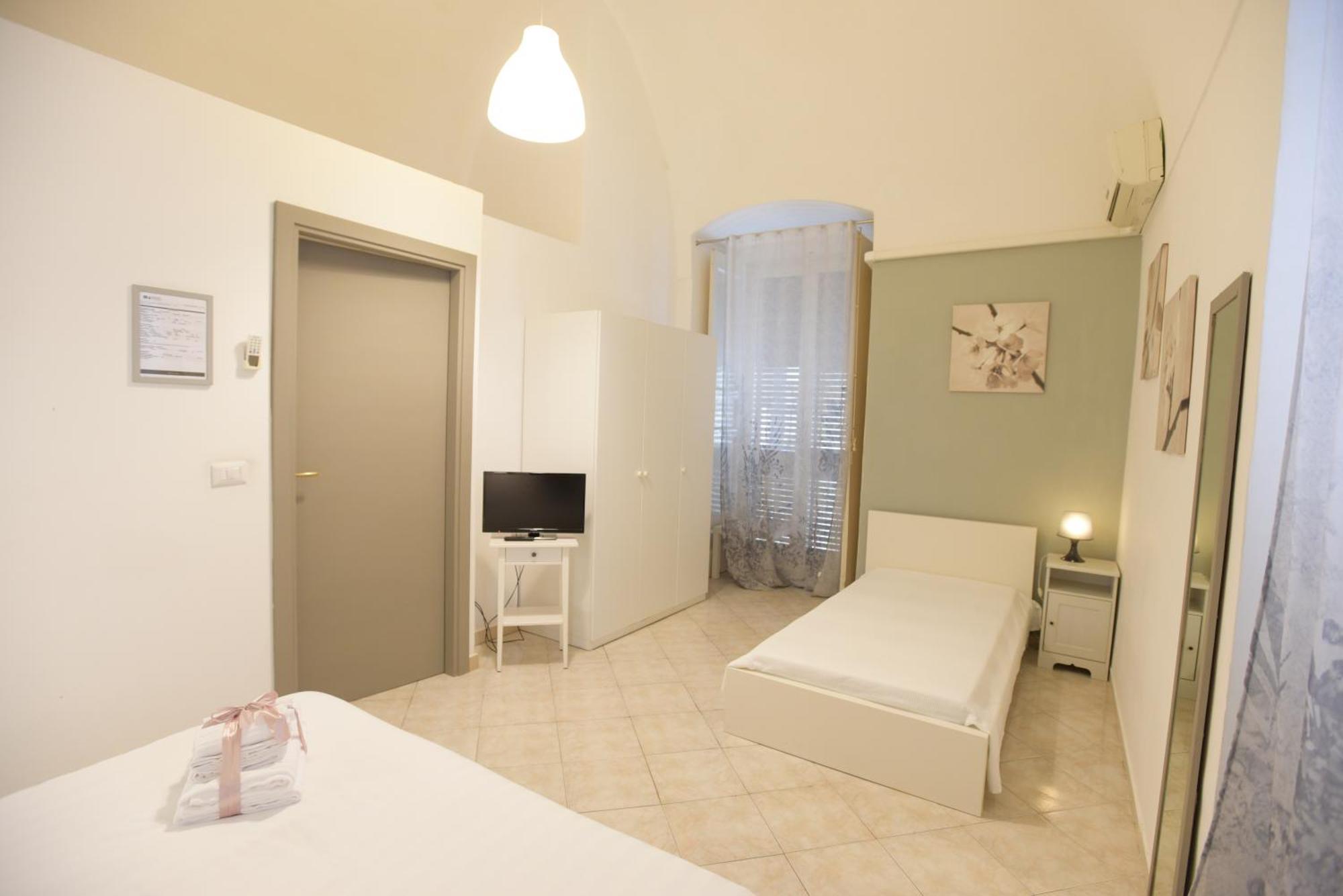 Cittadella28 Like At Home Trani Eksteriør bilde